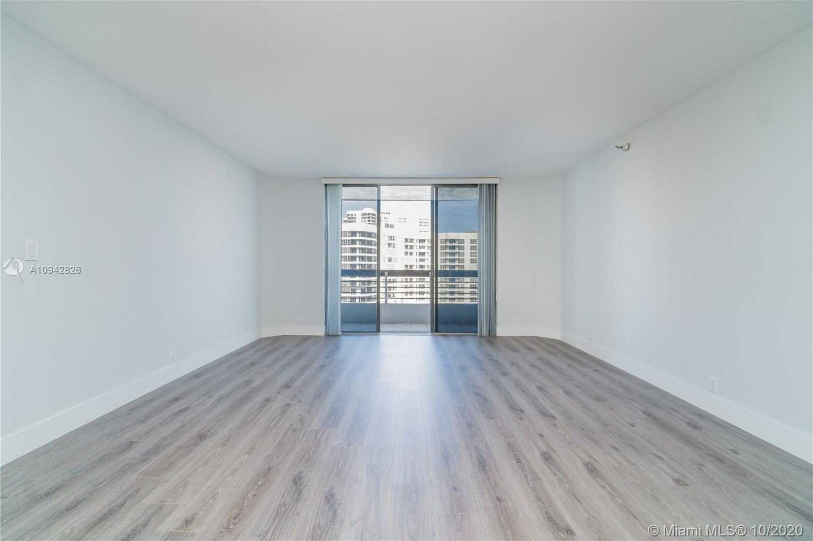 Small Image of 3530 MYSTIC POINTE DR #1513, Aventura Number 14