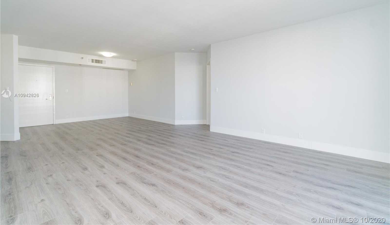 Small Image of 3530 MYSTIC POINTE DR #1513, Aventura Number 15