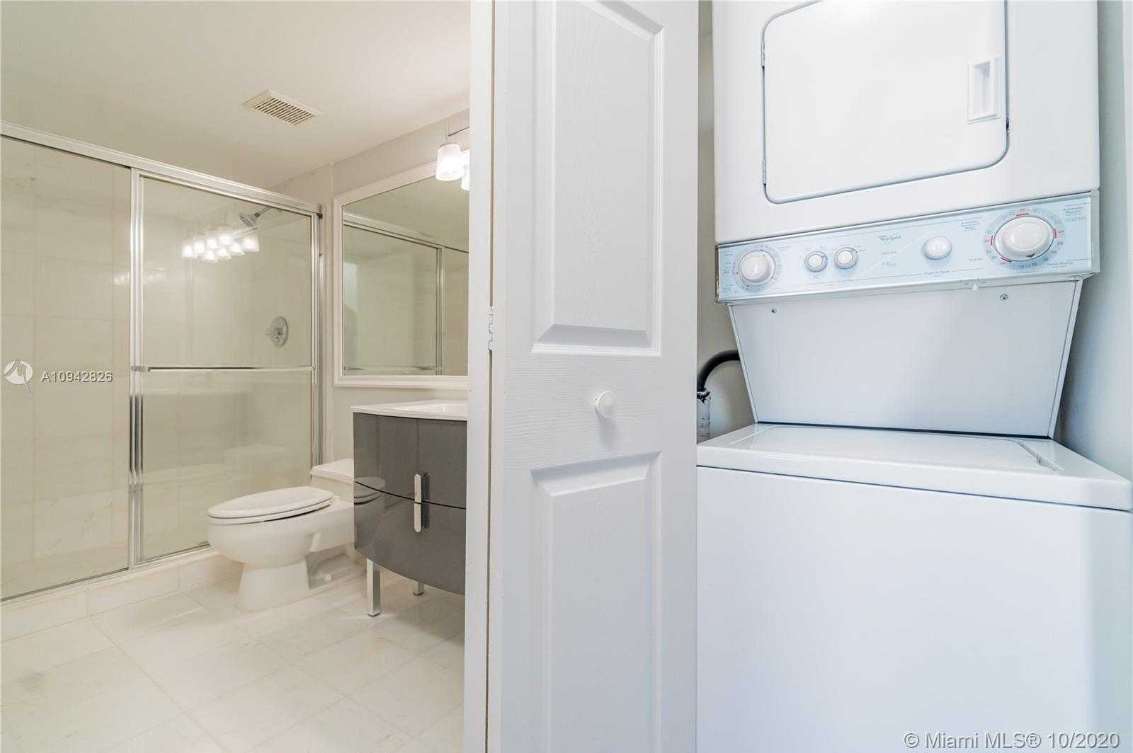 Small Image of 3530 MYSTIC POINTE DR #1513, Aventura Number 16