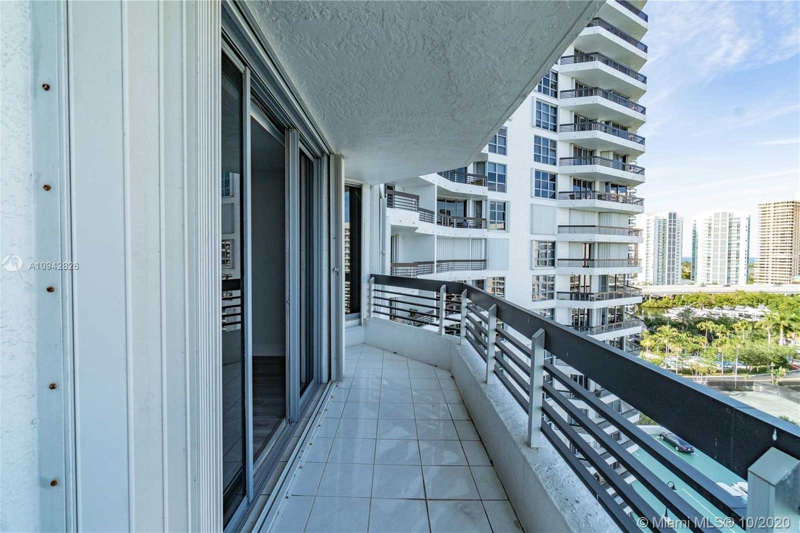 Small Image of 3530 MYSTIC POINTE DR #1513, Aventura Number 23
