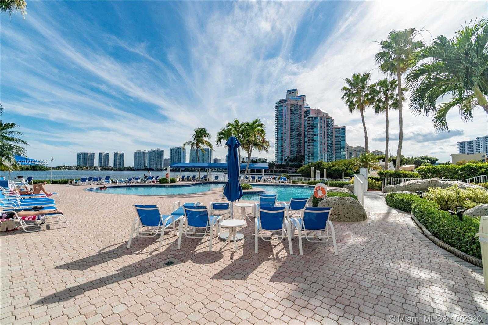 Small Image of 3530 MYSTIC POINTE DR #1513, Aventura Number 25