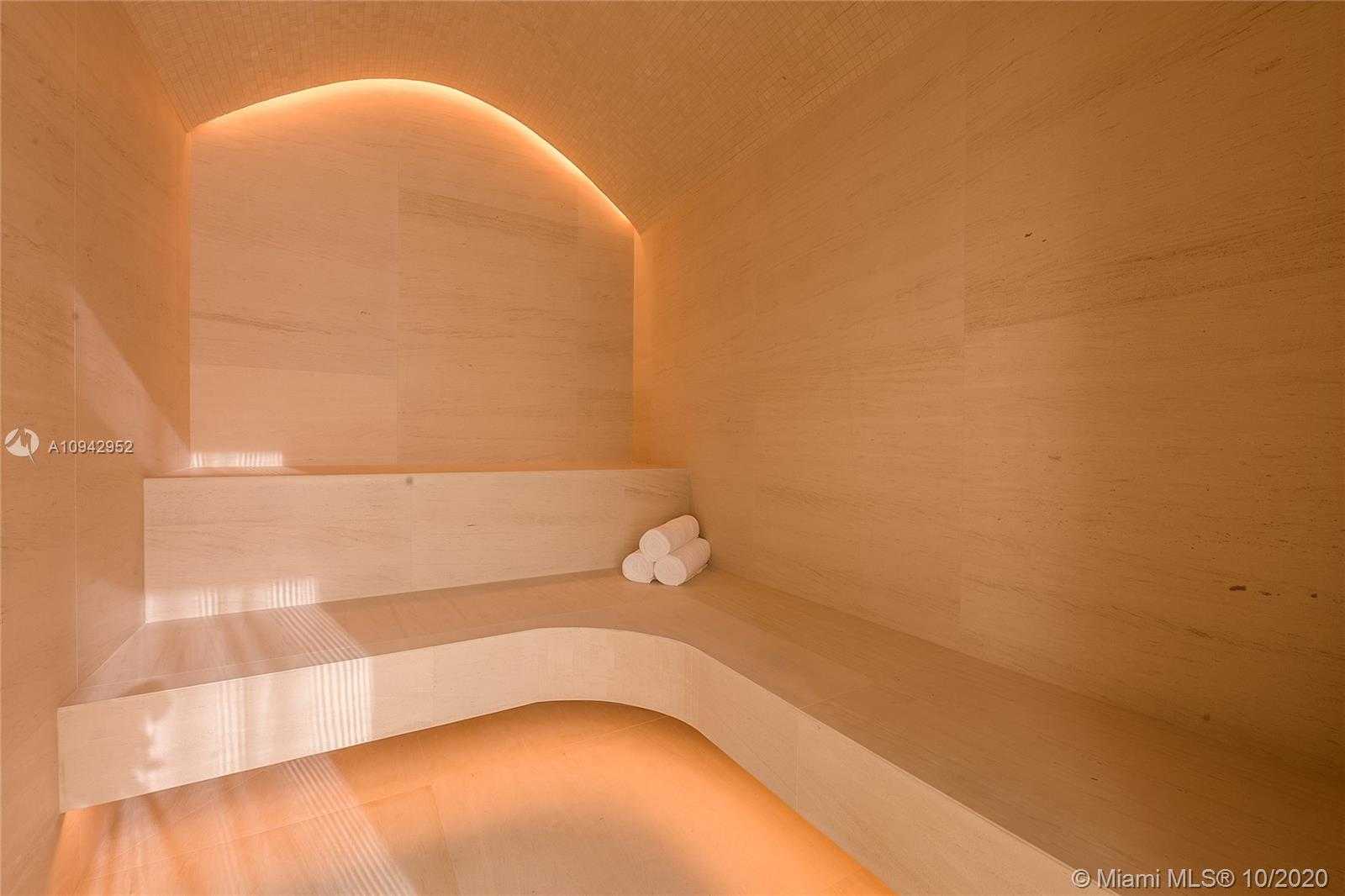 Small Image of 2201 COLLINS AVE #1804, Miami Beach Number 8