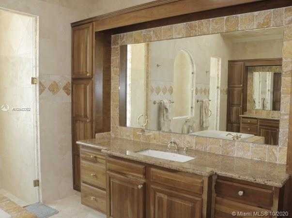 Small Image of 2296 GREENVIEW COVE DR, Wellington Number 10
