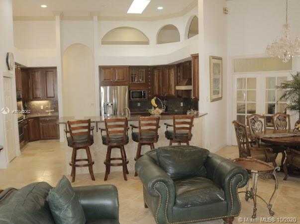 Small Image of 2296 GREENVIEW COVE DR, Wellington Number 5