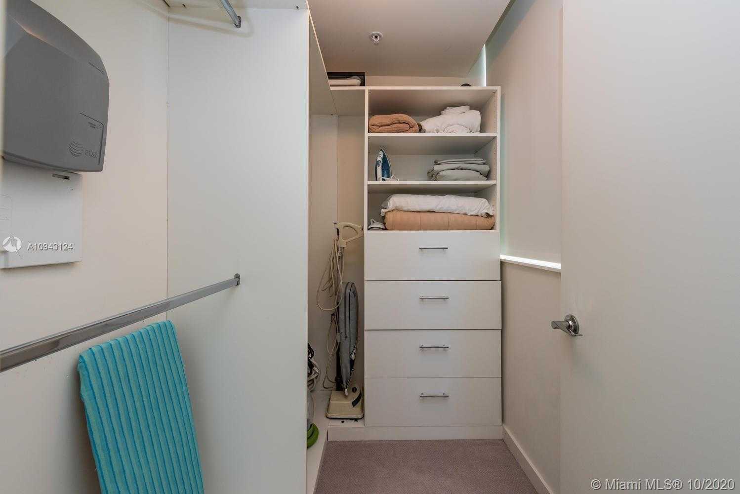 Small Image of 999 1ST AVE #2903, Miami Number 22