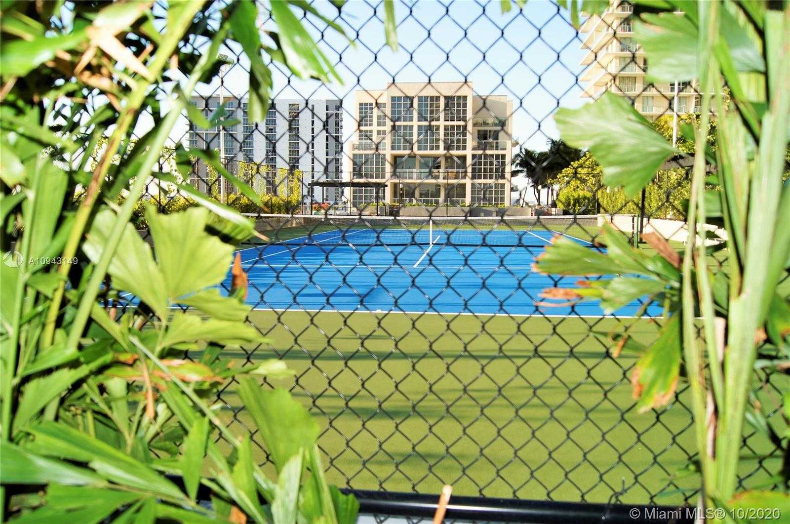 Small Image of 121 NORTH EAST 34 #1415, Miami Number 40