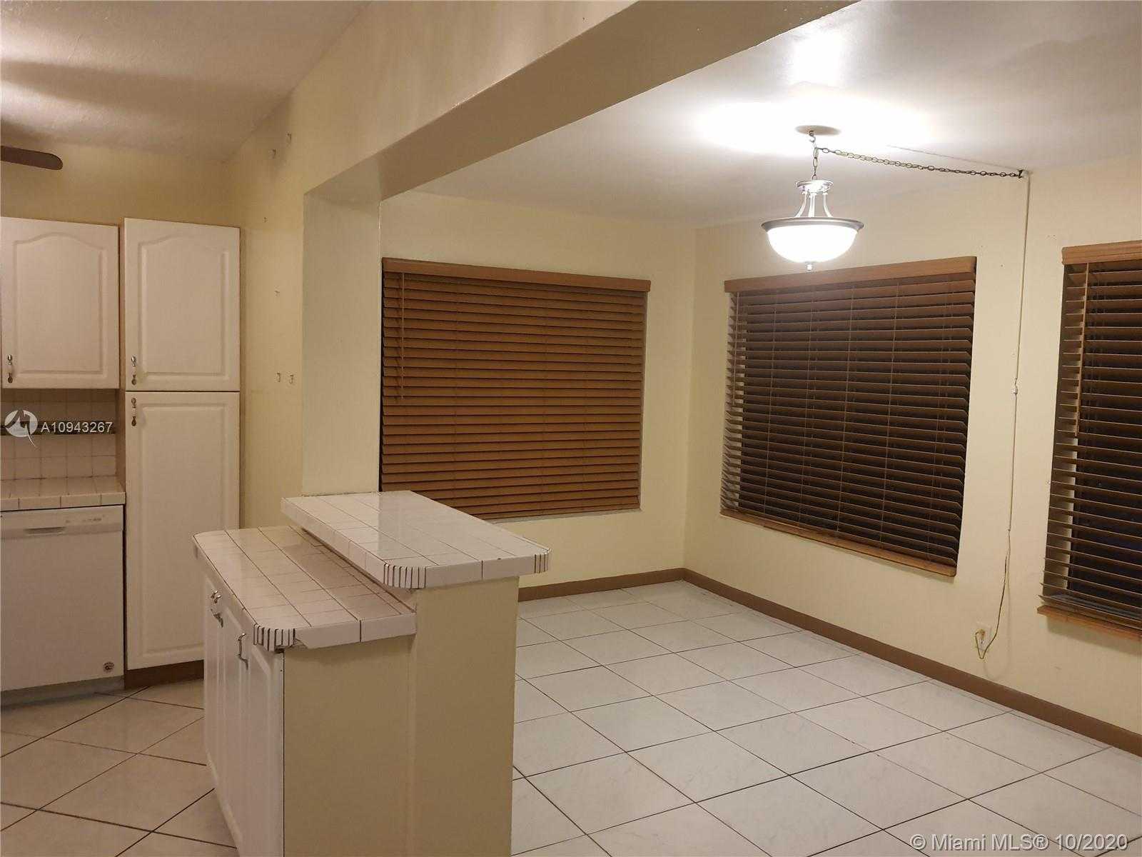 Small Image of 2221 BAHAMA DR, Miramar Number 8