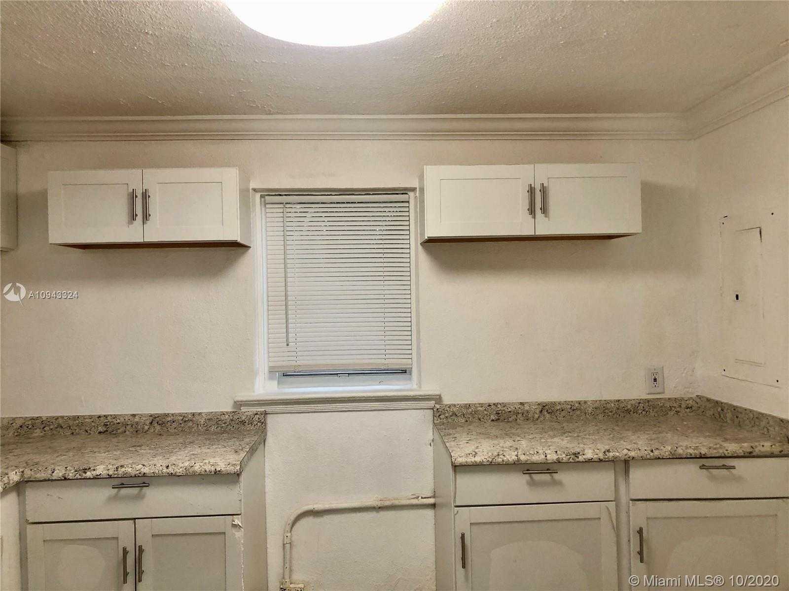 Small Image of 380 NORTH EAST 166TH ST #1, Miami Number 12