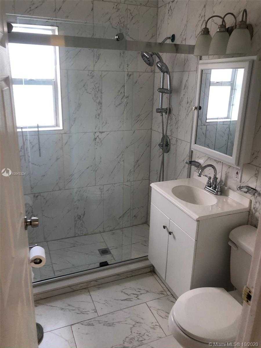Small Image of 380 NORTH EAST 166TH ST #1, Miami Number 14