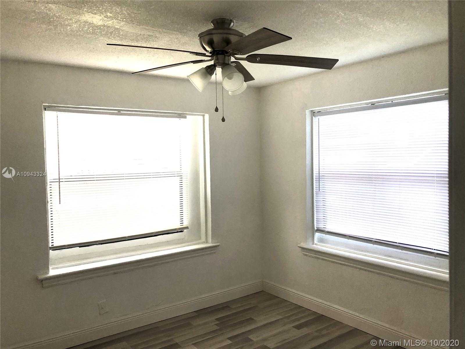 Small Image of 380 NORTH EAST 166TH ST #1, Miami Number 22