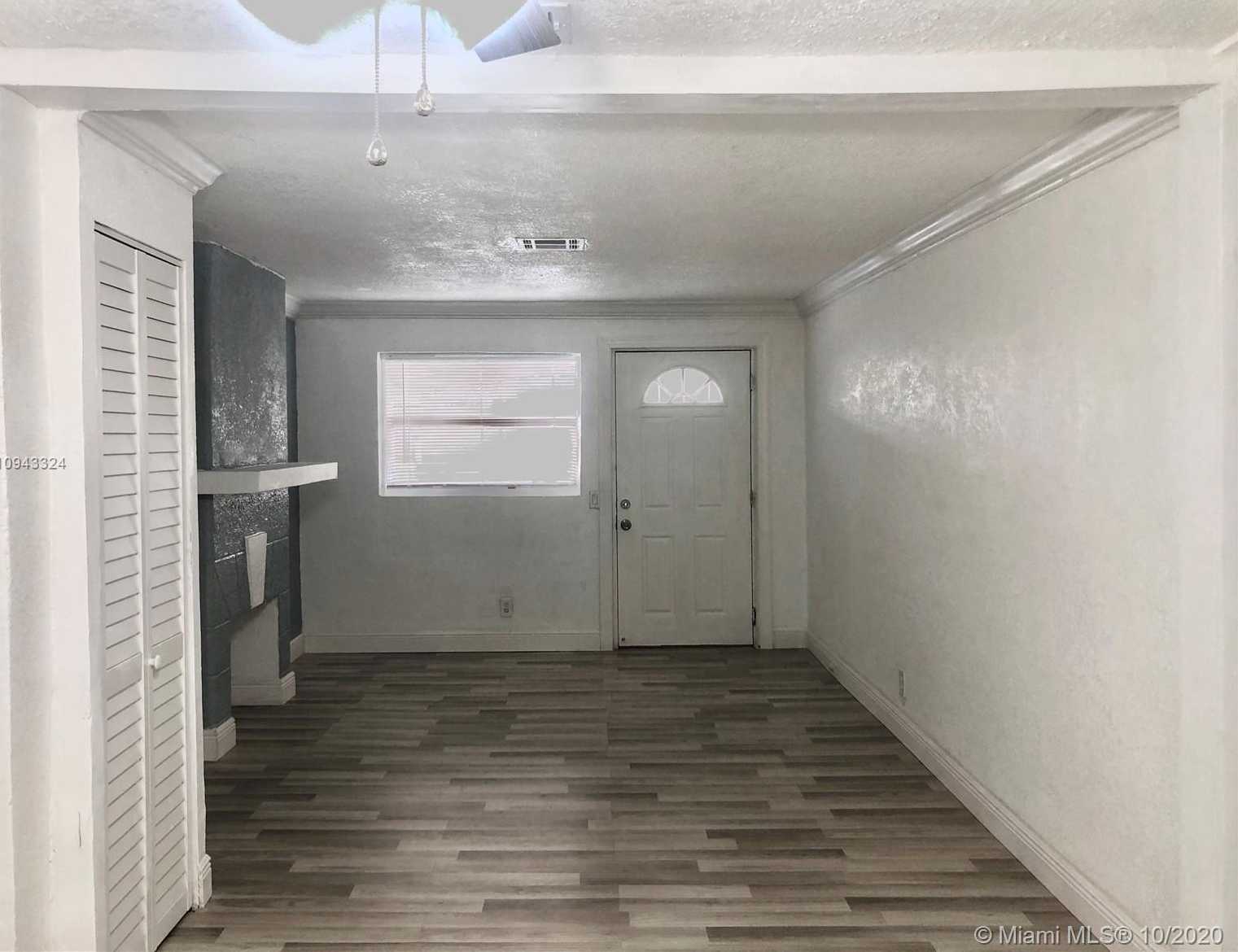 Small Image of 380 NORTH EAST 166TH ST #1, Miami Number 7