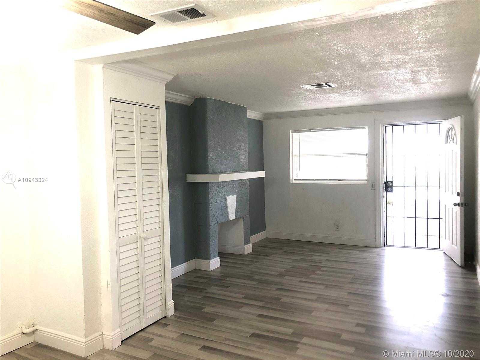 Small Image of 380 NORTH EAST 166TH ST #1, Miami Number 8