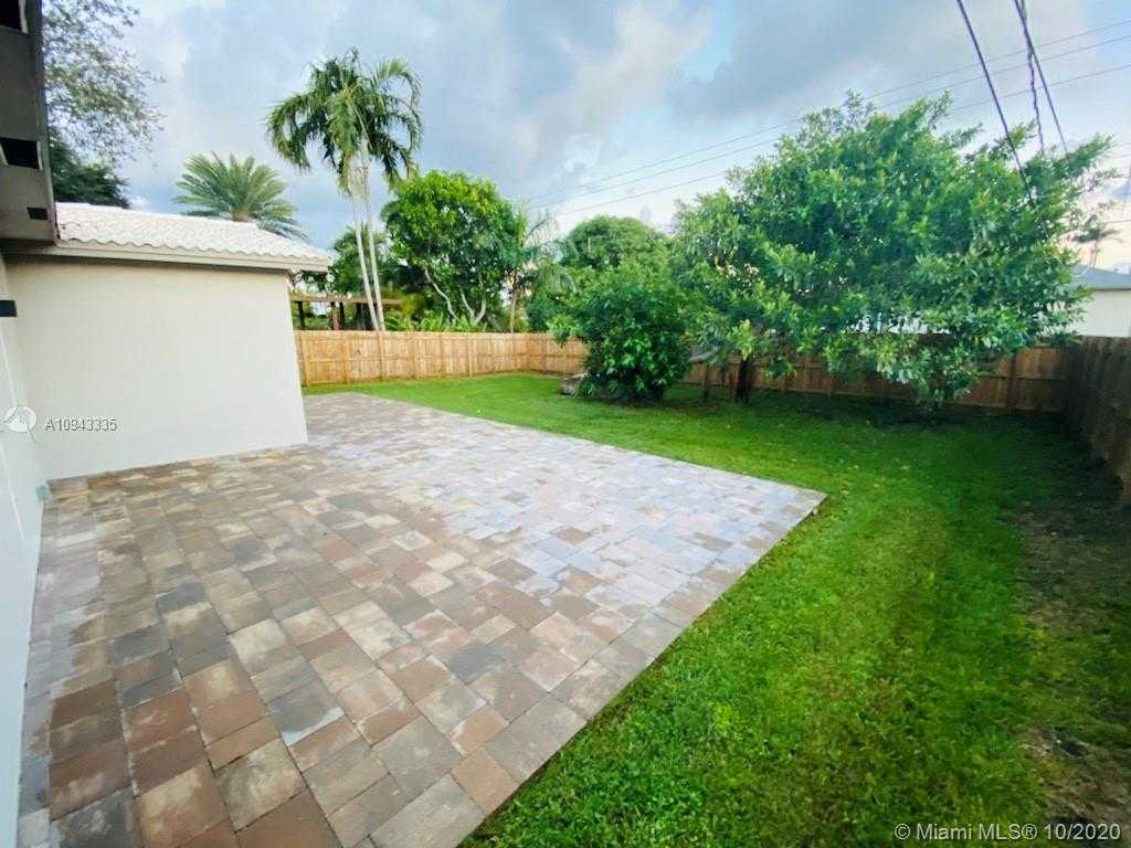 Small Image of 227 SOUTH EAST 7TH ST #227, Dania Beach Number 2