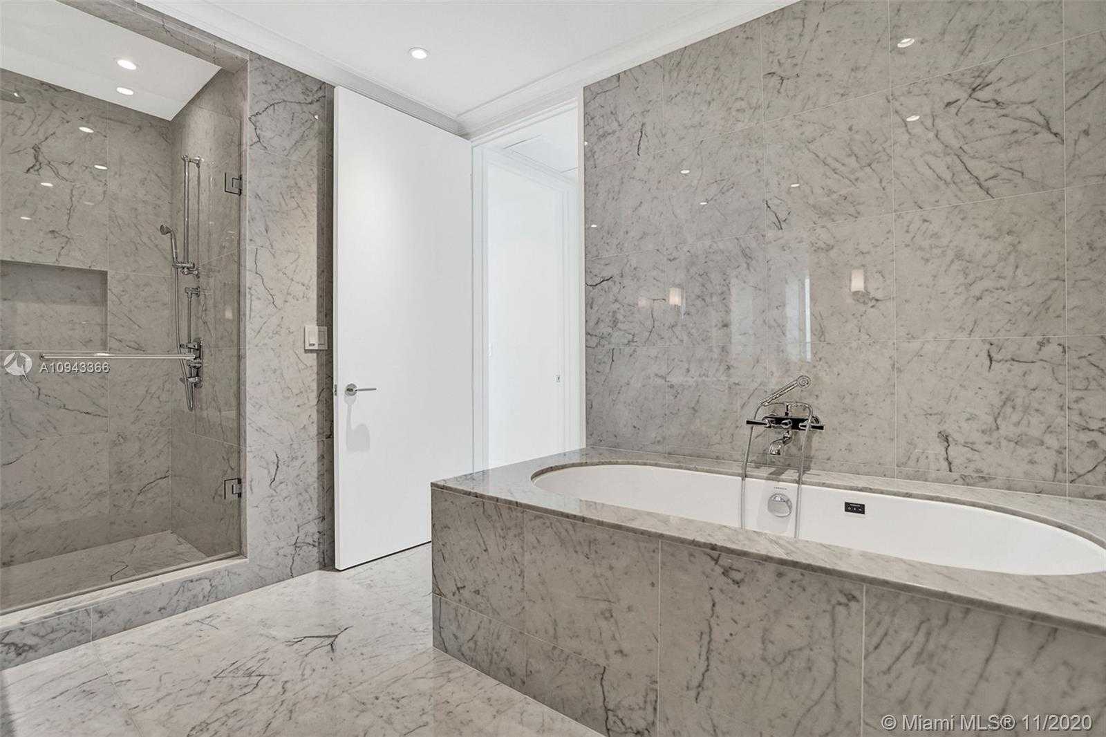 Small Image of 15701 COLLINS #1901, Sunny Isles Beach Number 10