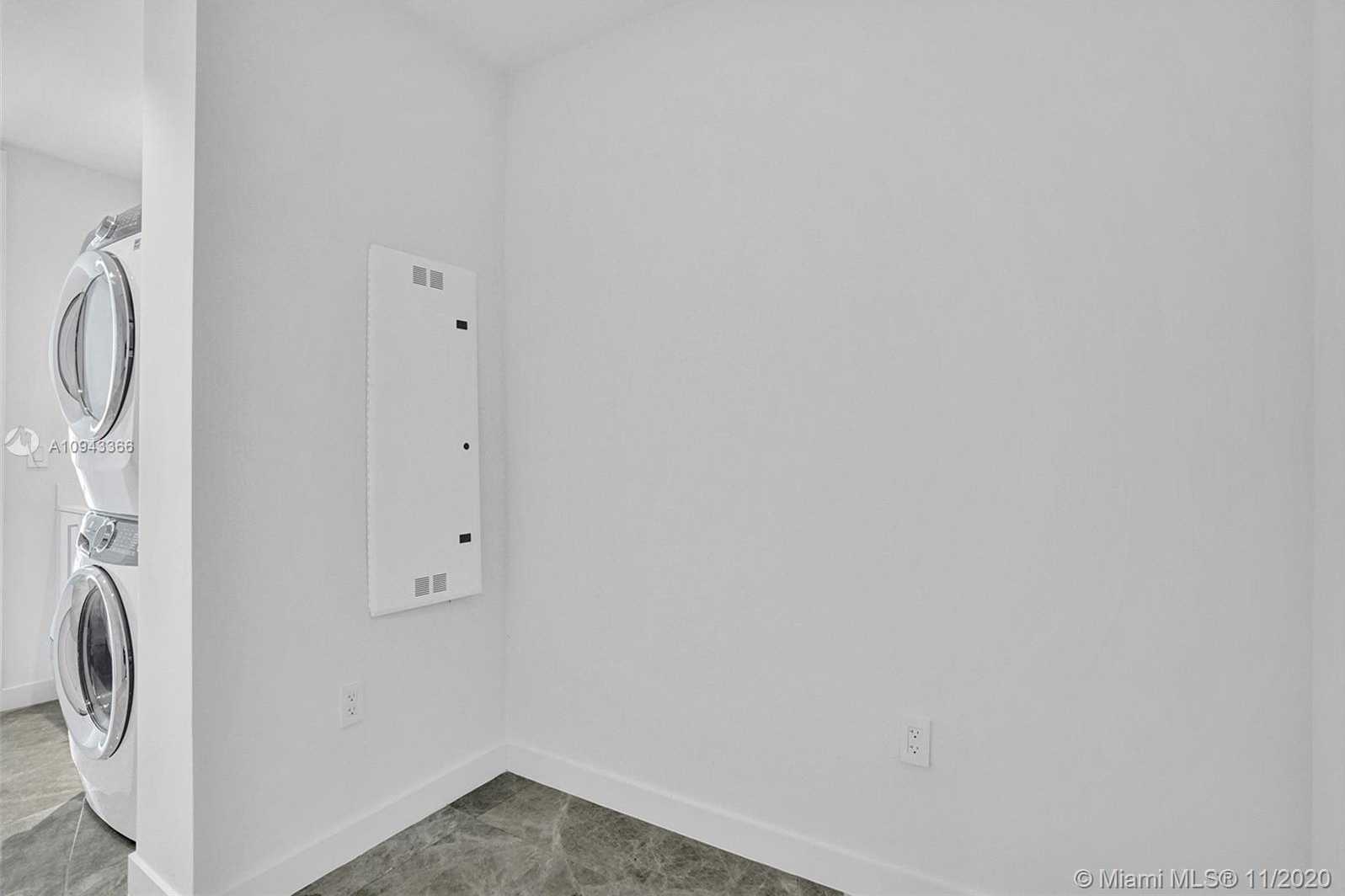 Small Image of 15701 COLLINS #1901, Sunny Isles Beach Number 39