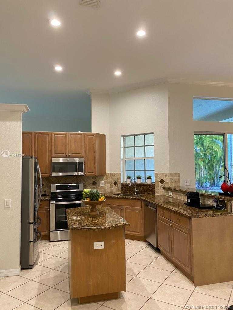 Small Image of 1258 CROSSBILL CT, Weston Number 11
