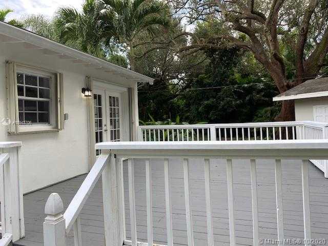 Small Image of 7550 SOUTH WEST 67TH AVE, South Miami Number 4