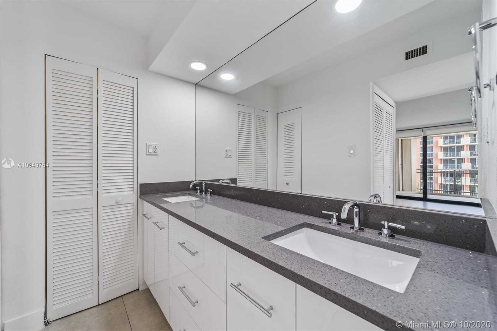 Small Image of 2901 SOUTH BAYSHORE #8C, Coconut Grove Number 29