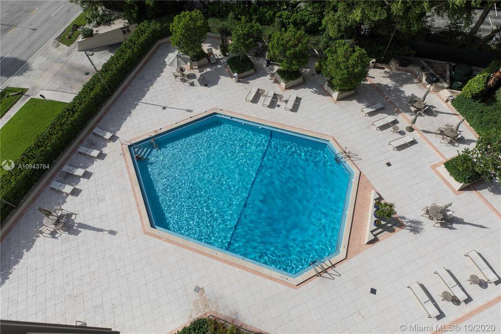 Small Image of 2901 SOUTH BAYSHORE #8C, Coconut Grove Number 39