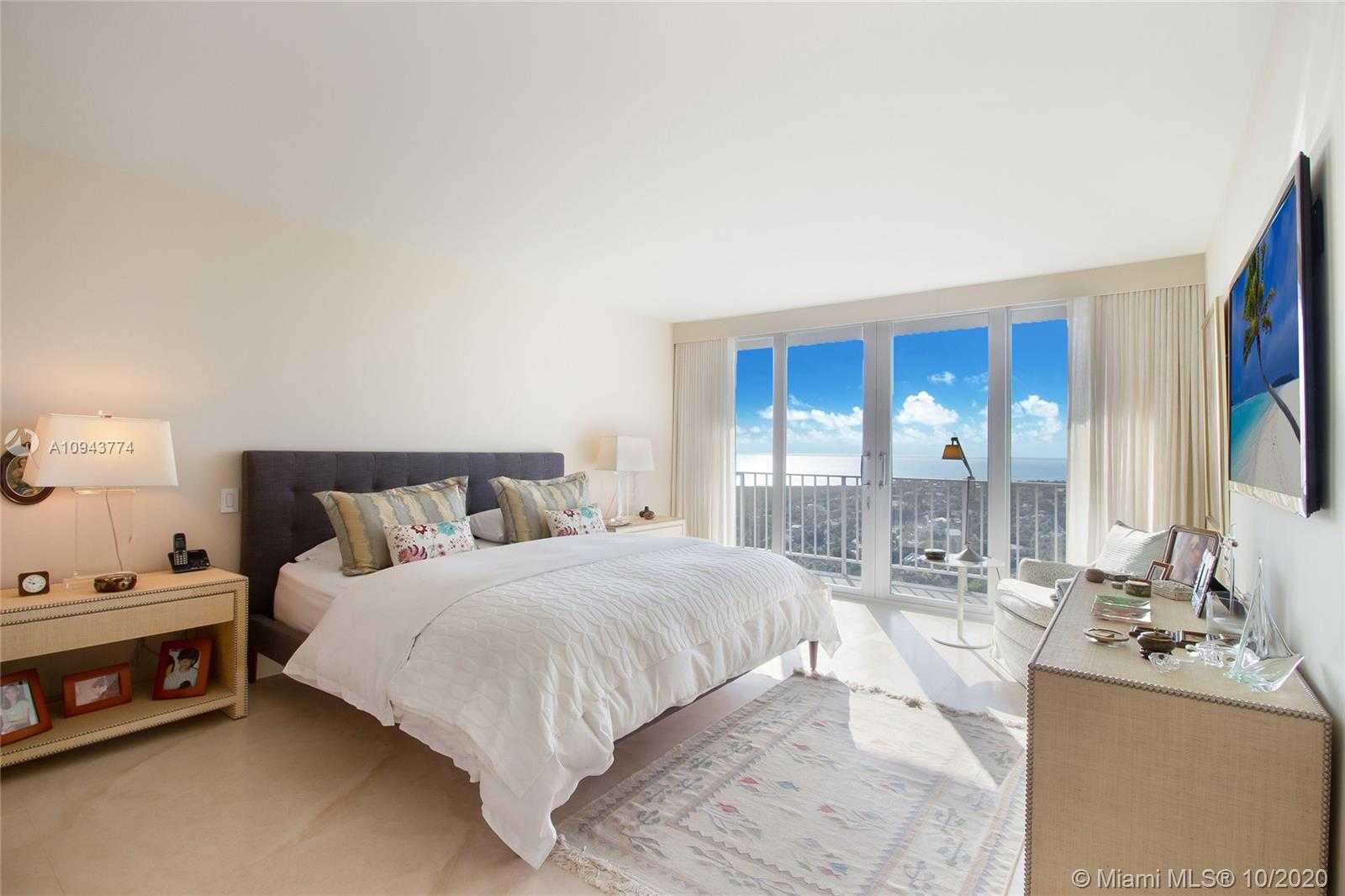 Small Image of 881 OCEAN DR #25E, Key Biscayne Number 11