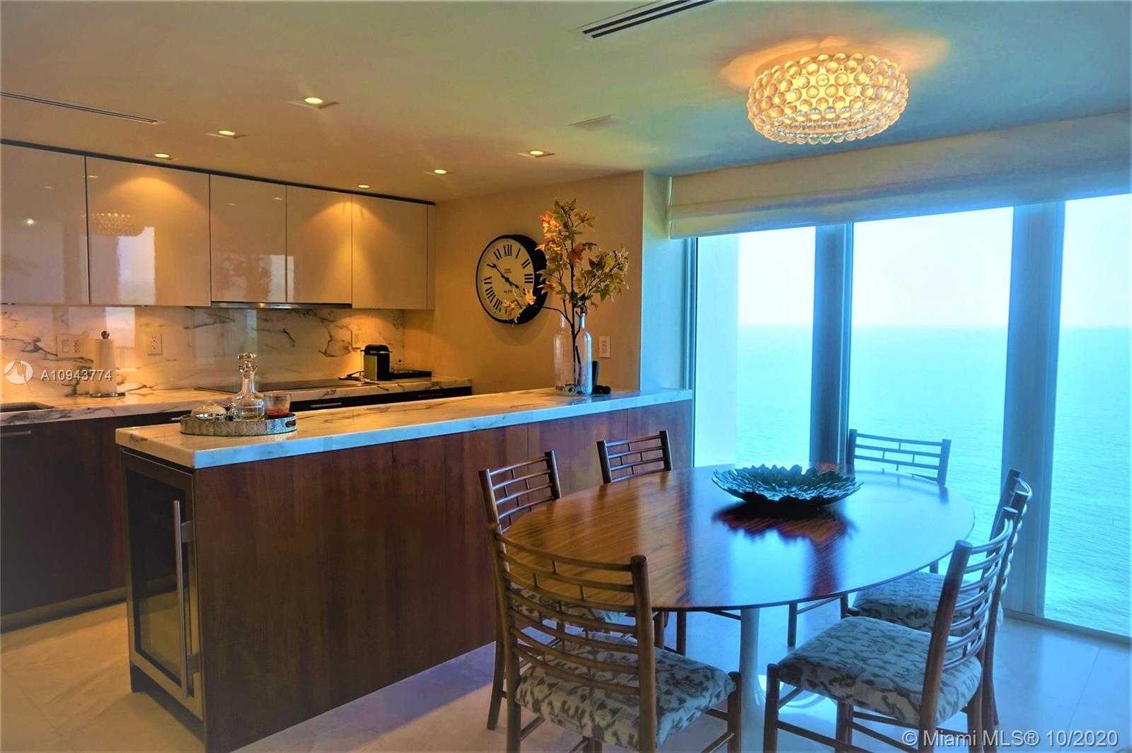 Small Image of 881 OCEAN DR #25E, Key Biscayne Number 19