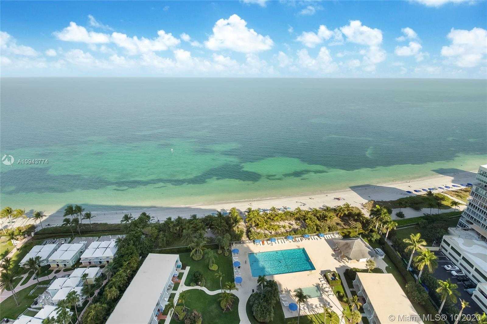 Small Image of 881 OCEAN DR #25E, Key Biscayne Number 2