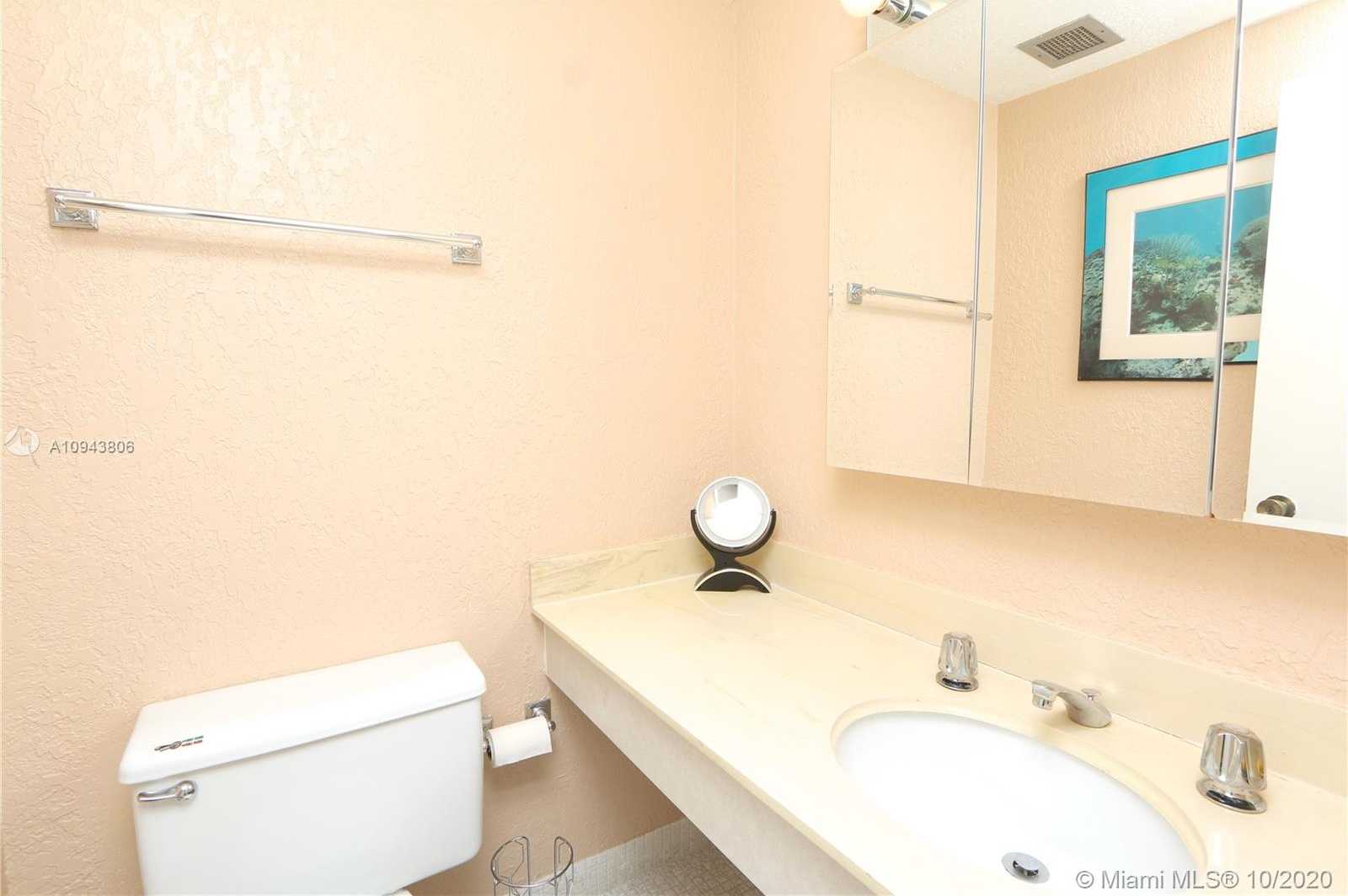 Small Image of 1950 SOUTH OCEAN DR #8B, Hallandale Beach Number 9