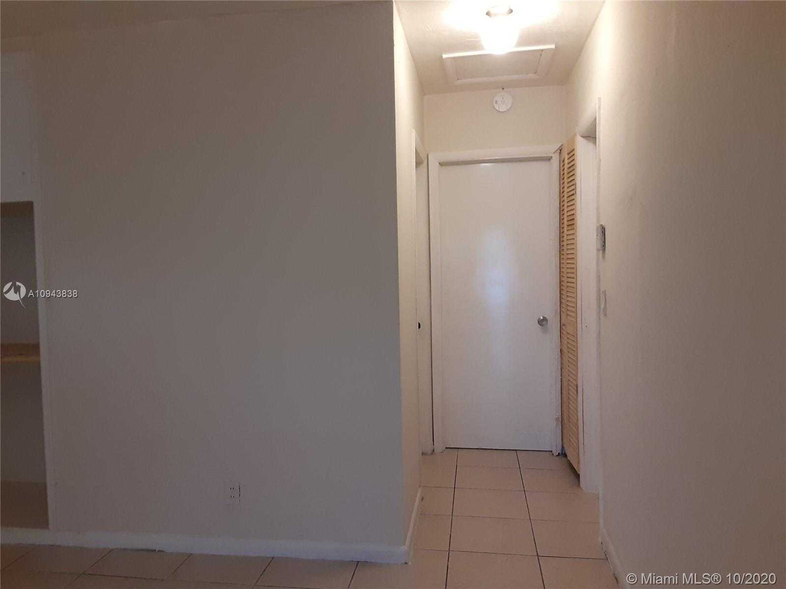Small Image of 1117 WEST 26TH CT, Riviera Beach Number 17