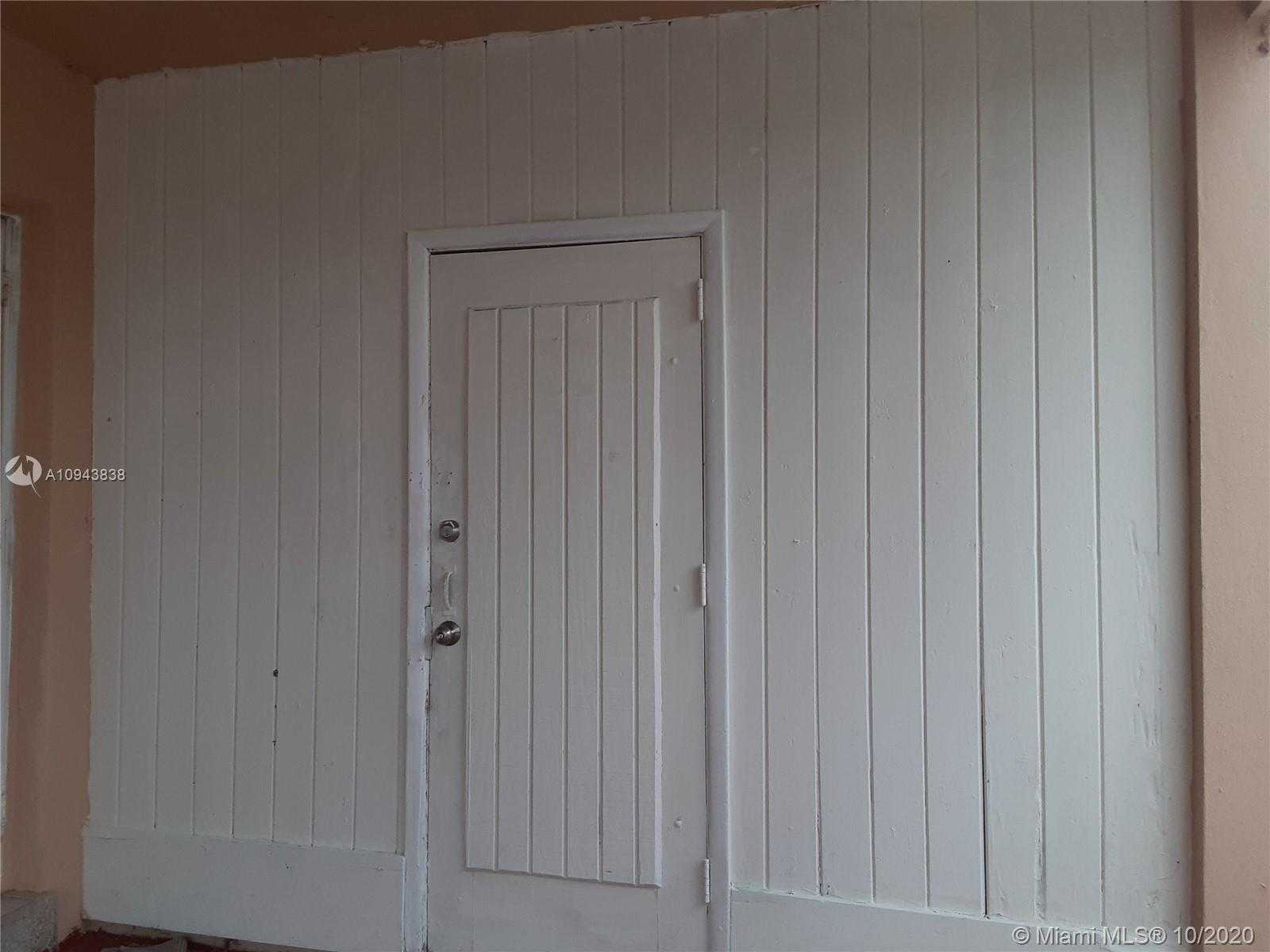 Small Image of 1117 WEST 26TH CT, Riviera Beach Number 19