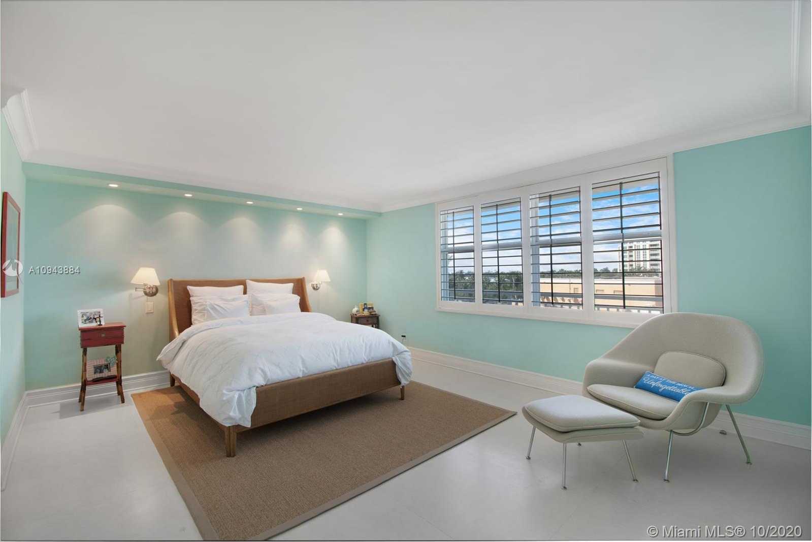 Small Image of 613 OCEAN DR #6D, Key Biscayne Number 11