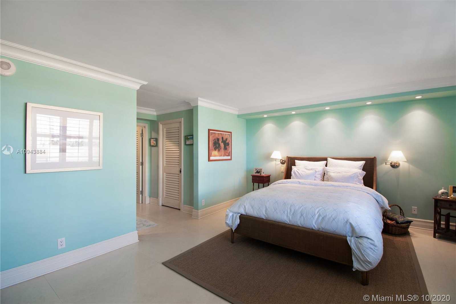 Small Image of 613 OCEAN DR #6D, Key Biscayne Number 13