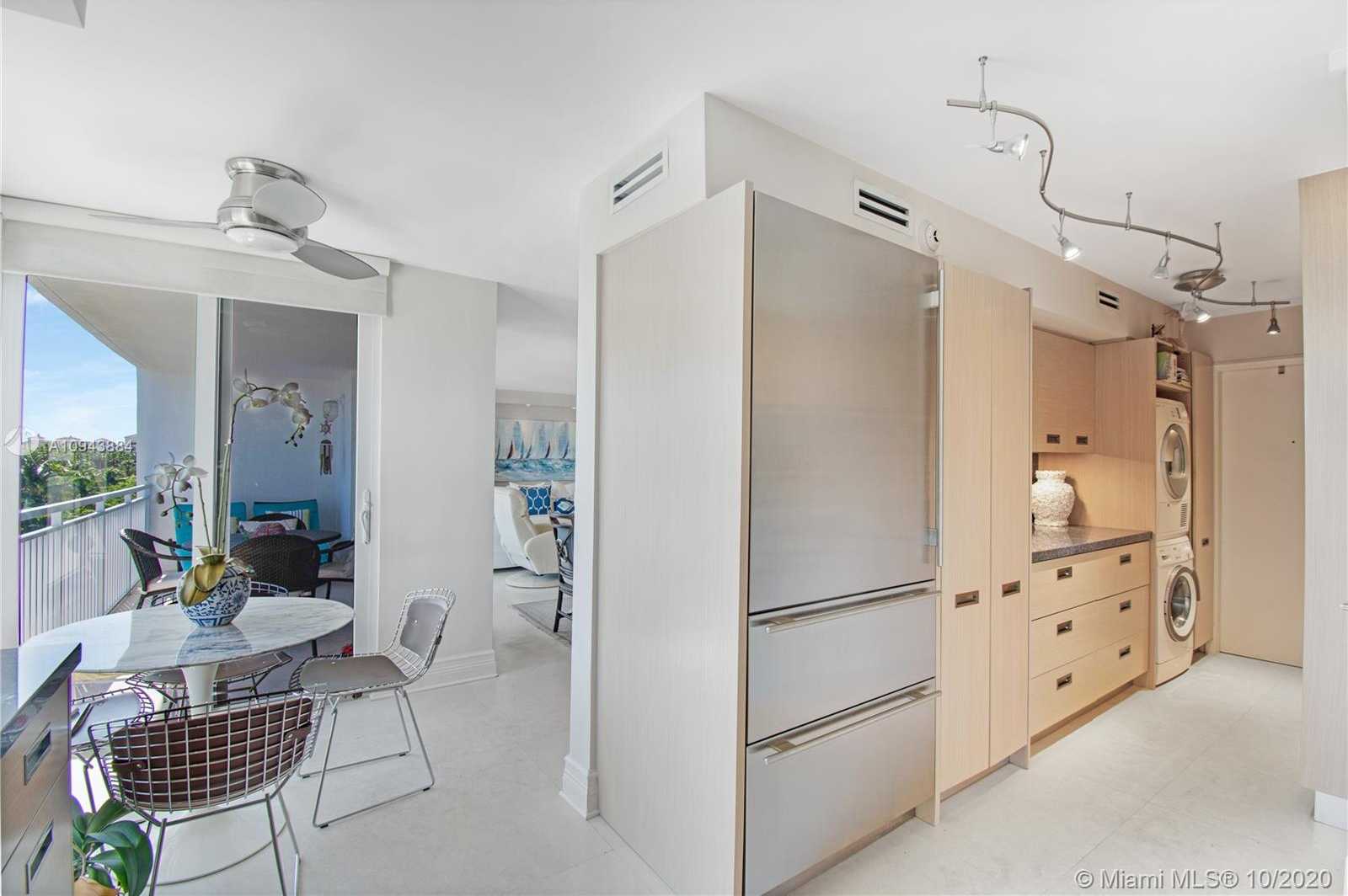 Small Image of 613 OCEAN DR #6D, Key Biscayne Number 9