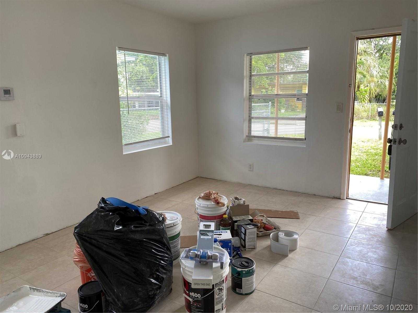 Small Image of 1610 NORTH WEST 7TH PL, Fort Lauderdale Number 7