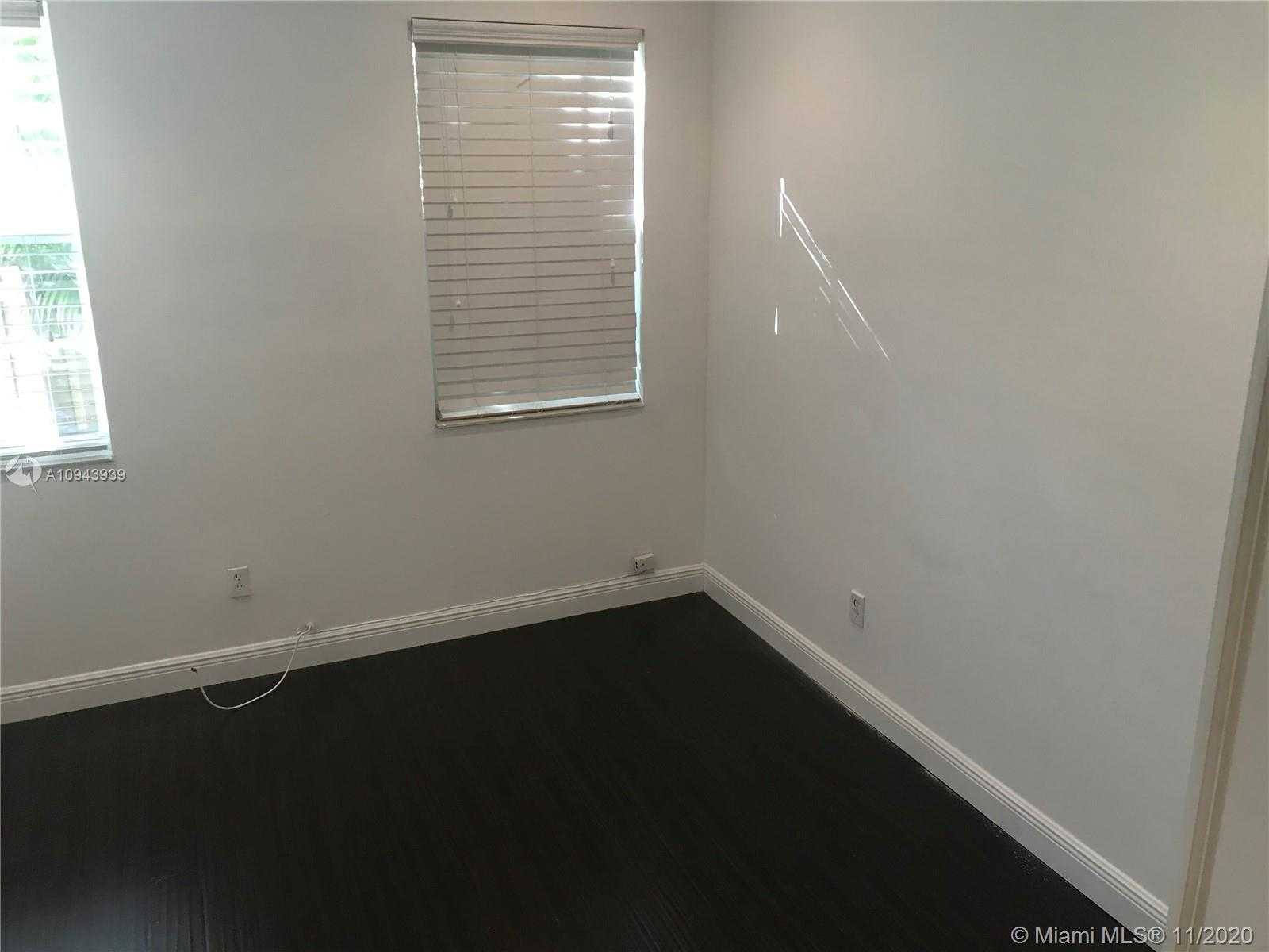 Small Image of 221 SOUTH WEST 11 ST #221, Fort Lauderdale Number 14