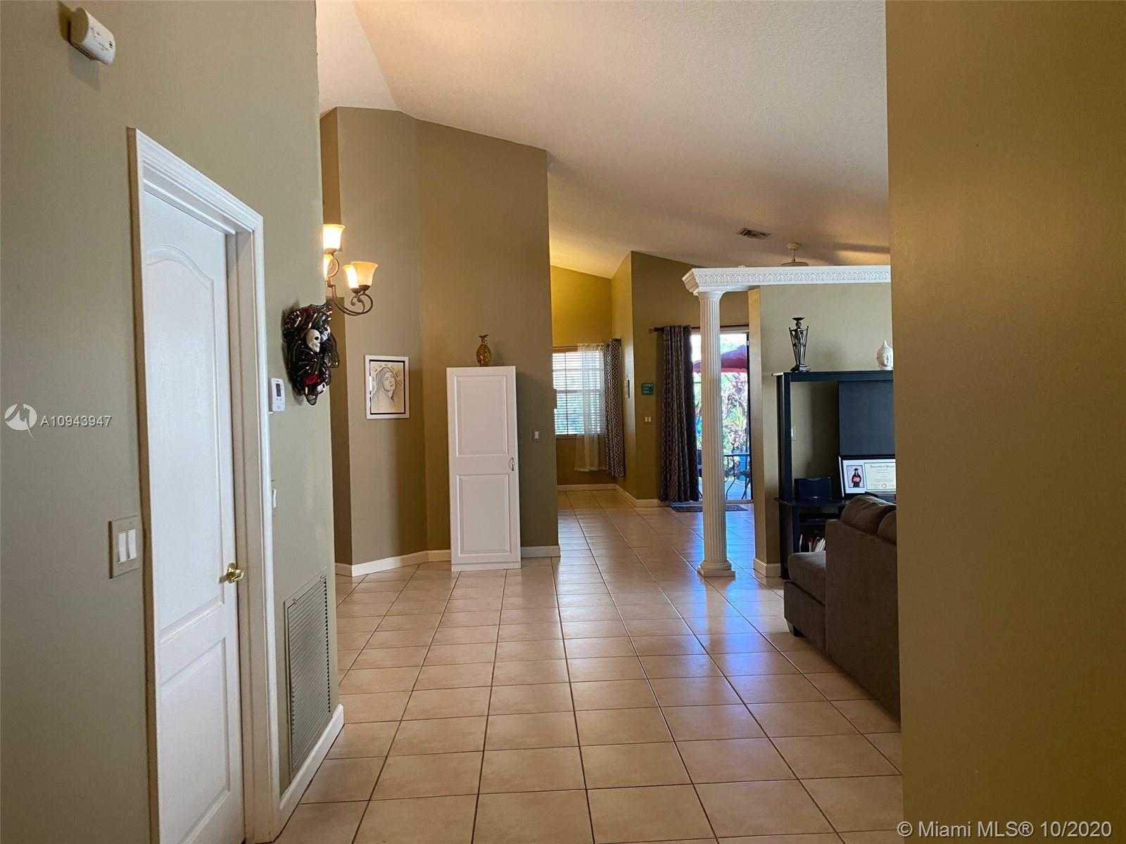 Small Image of 1154 NORTH WEST 116TH AVE, Coral Springs Number 2