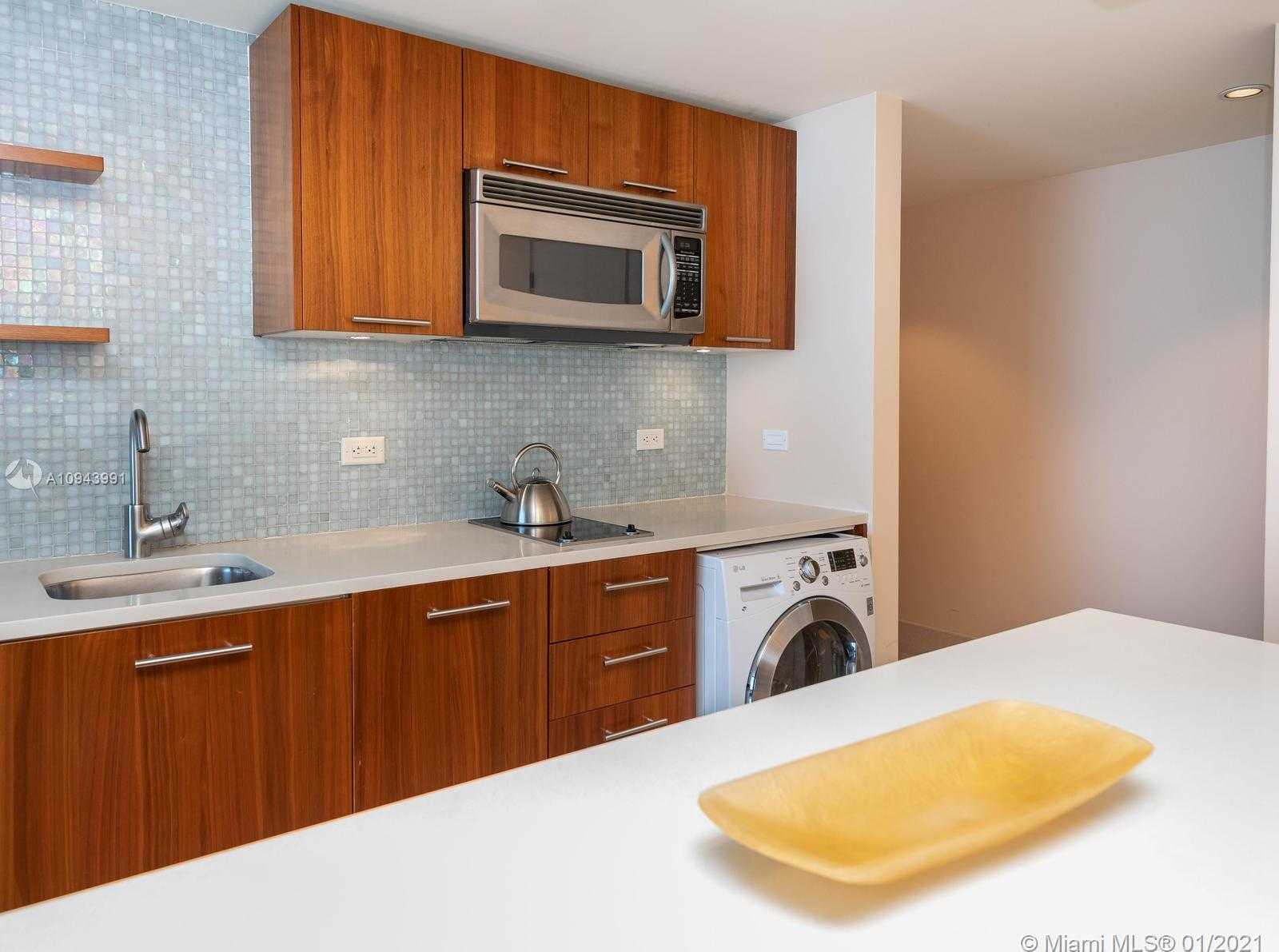 Small Image of 6801 COLLINS AVE #615, Miami Beach Number 15