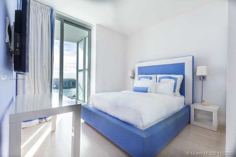Small Image of 50 SOUTH POINTE DR #1804, Miami Beach Number 18