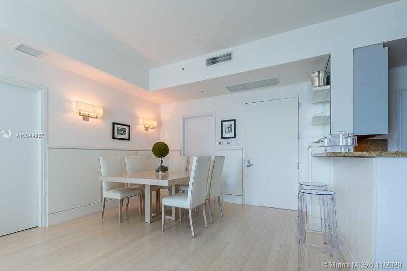 Small Image of 50 SOUTH POINTE DR #1804, Miami Beach Number 7