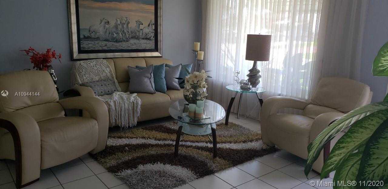 Small Image of 4519 NORTH WEST 49TH DR, Tamarac Number 2