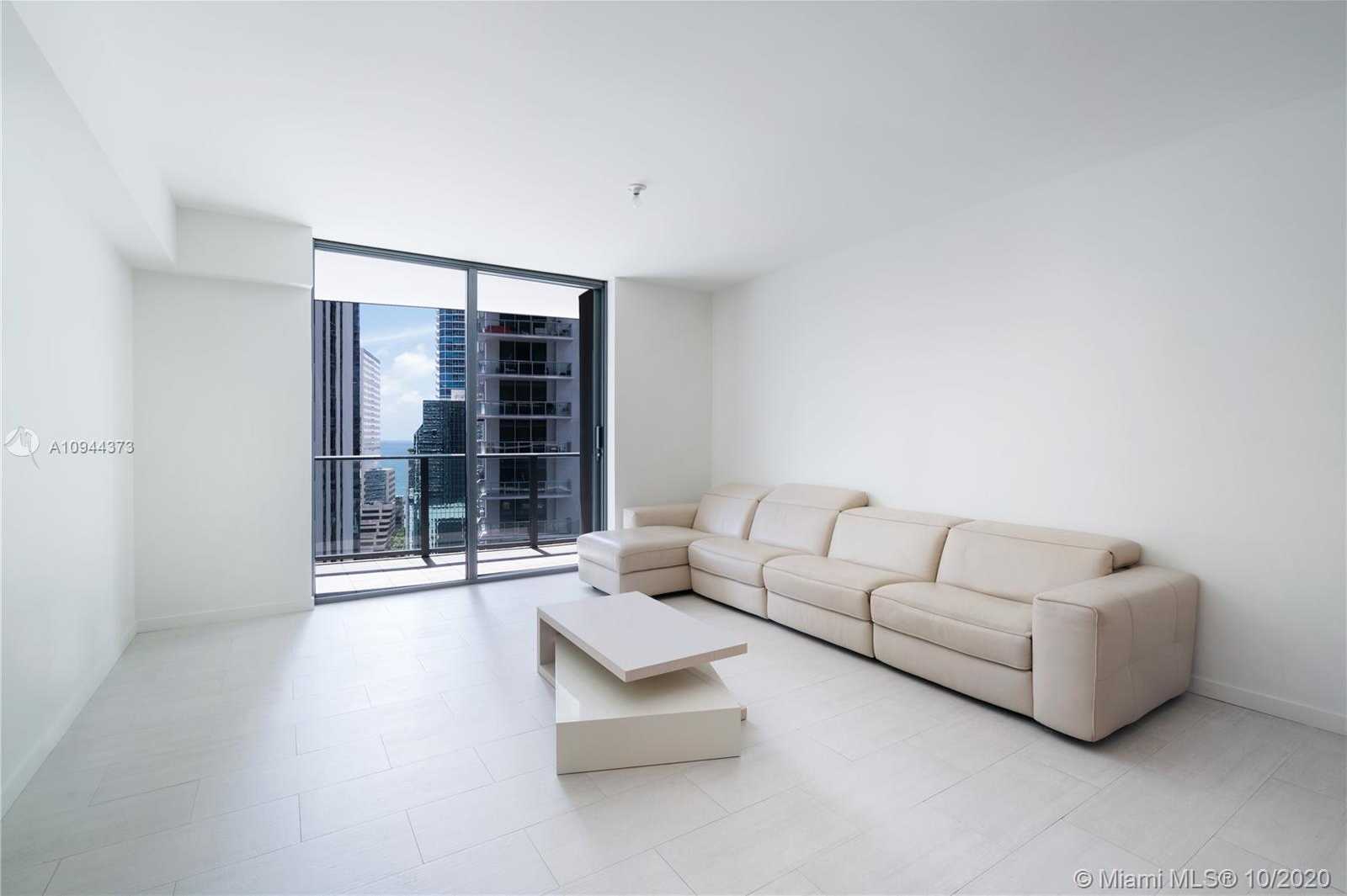Small Image of 1000 BRICKELL PLAZA #2103, Miami Number 8