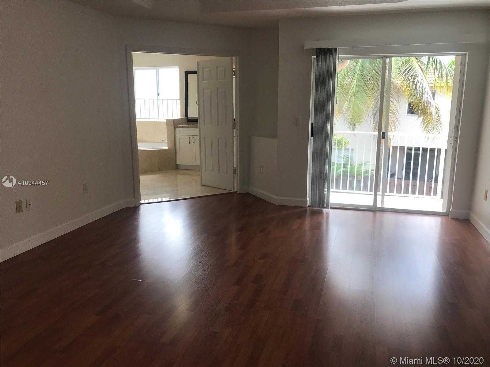 Small Image of 11344 NORTH WEST 72ND LN, Doral Number 4
