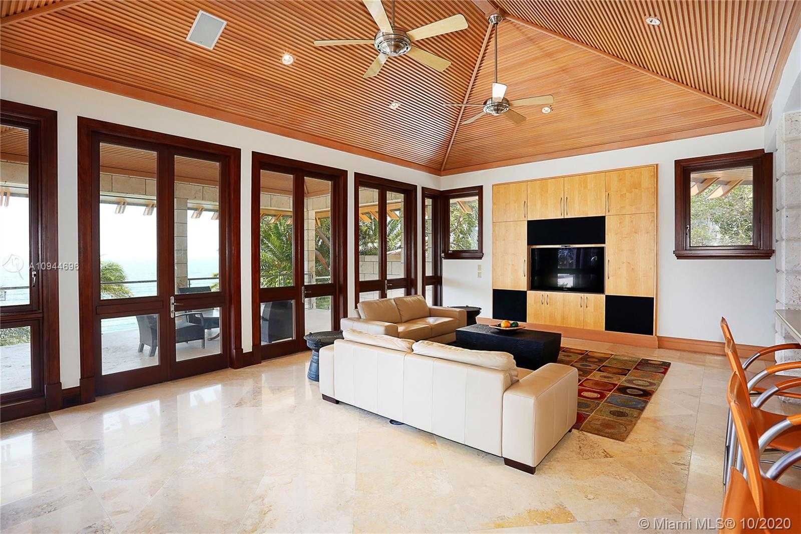Small Image of 400 SOUTH MASHTA DR, Key Biscayne Number 12