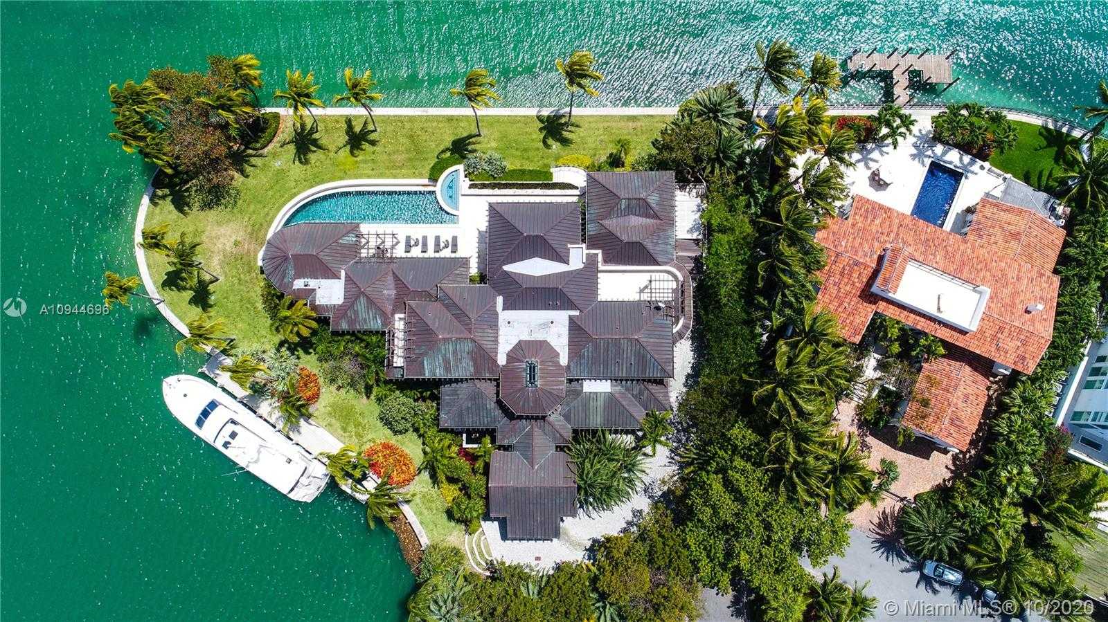 Small Image of 400 SOUTH MASHTA DR, Key Biscayne Number 13