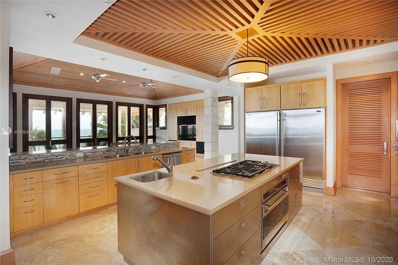 Small Image of 400 SOUTH MASHTA DR, Key Biscayne Number 15
