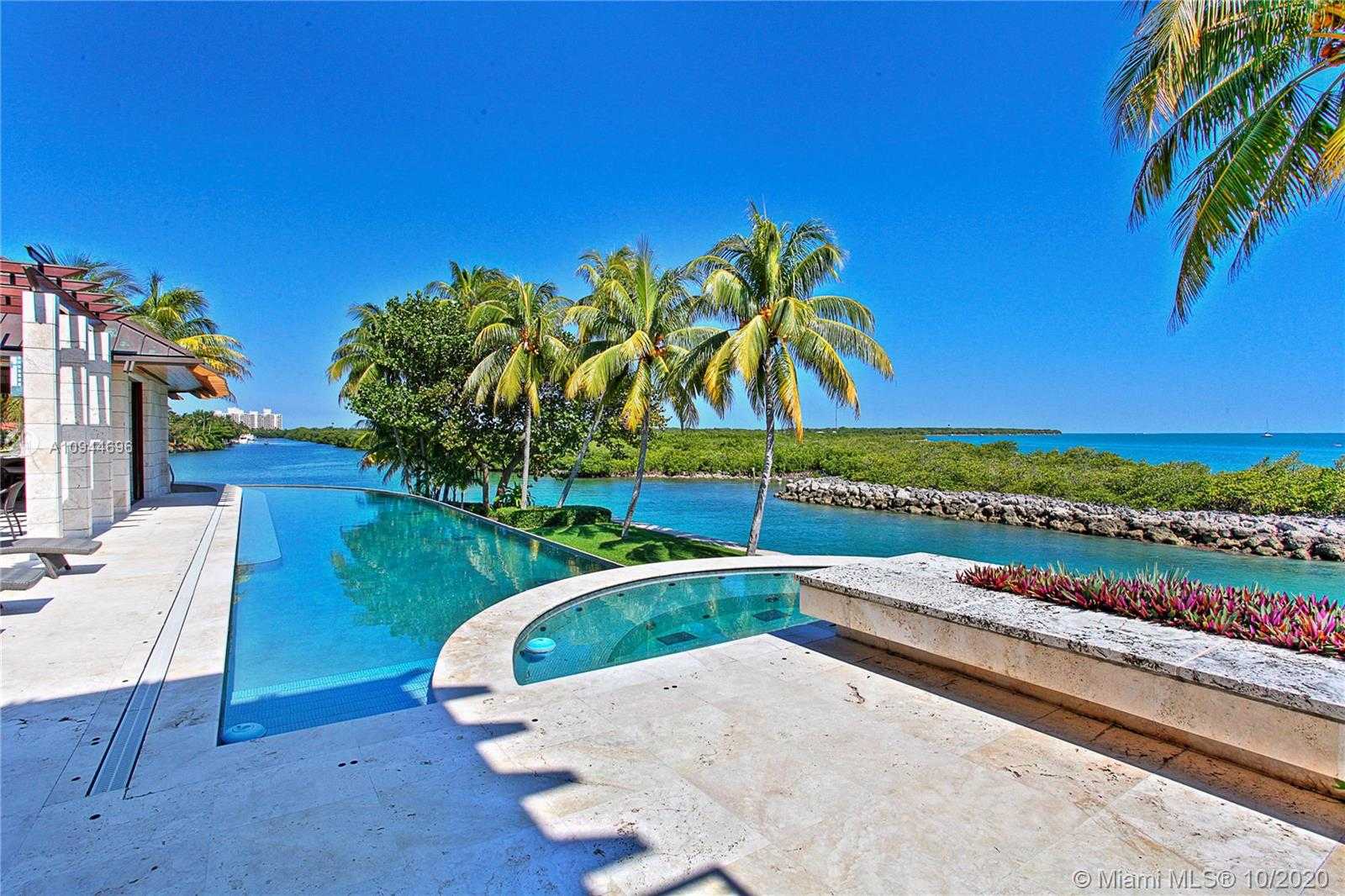 Small Image of 400 SOUTH MASHTA DR, Key Biscayne Number 3