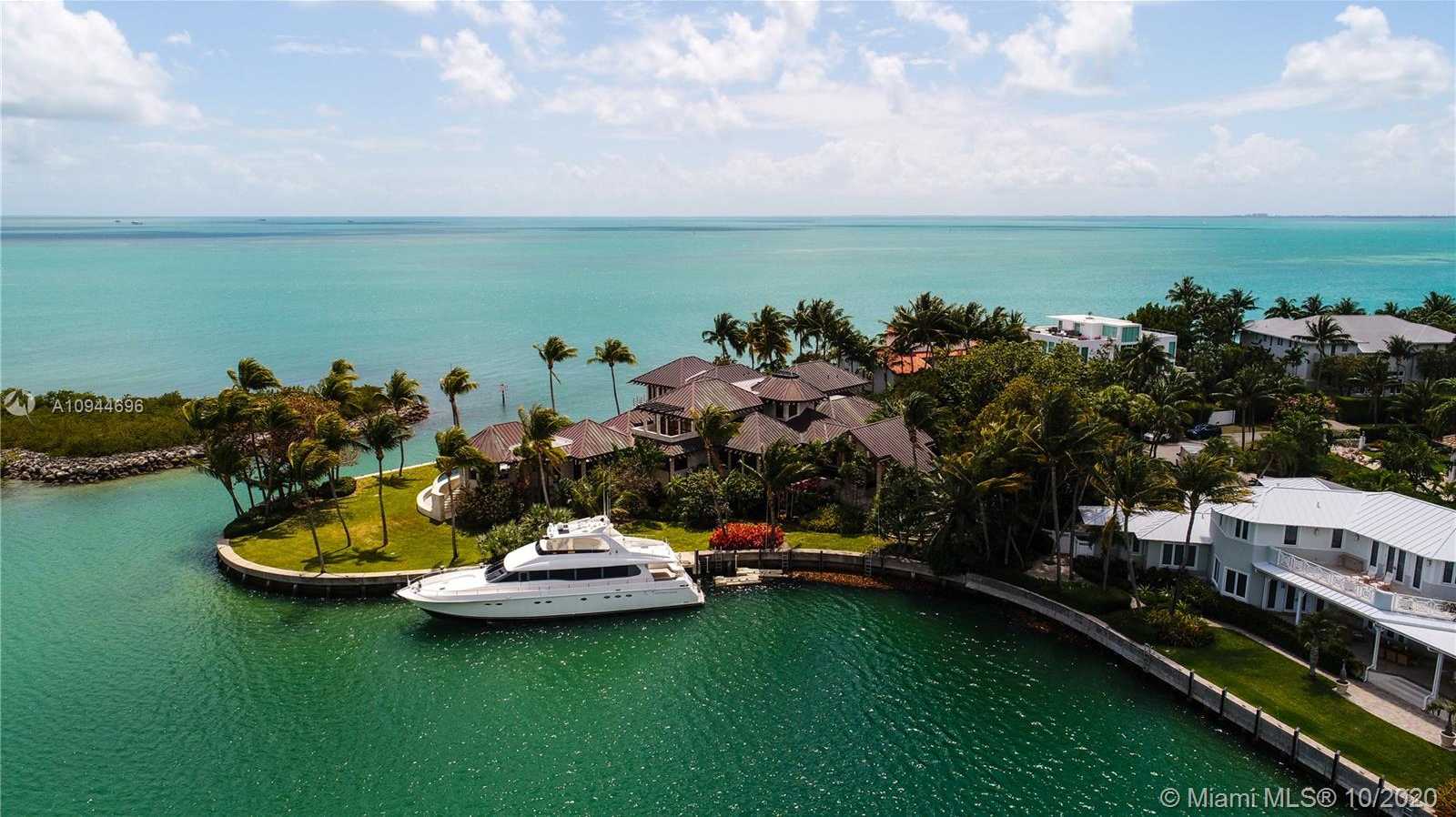 Small Image of 400 SOUTH MASHTA DR, Key Biscayne Number 42