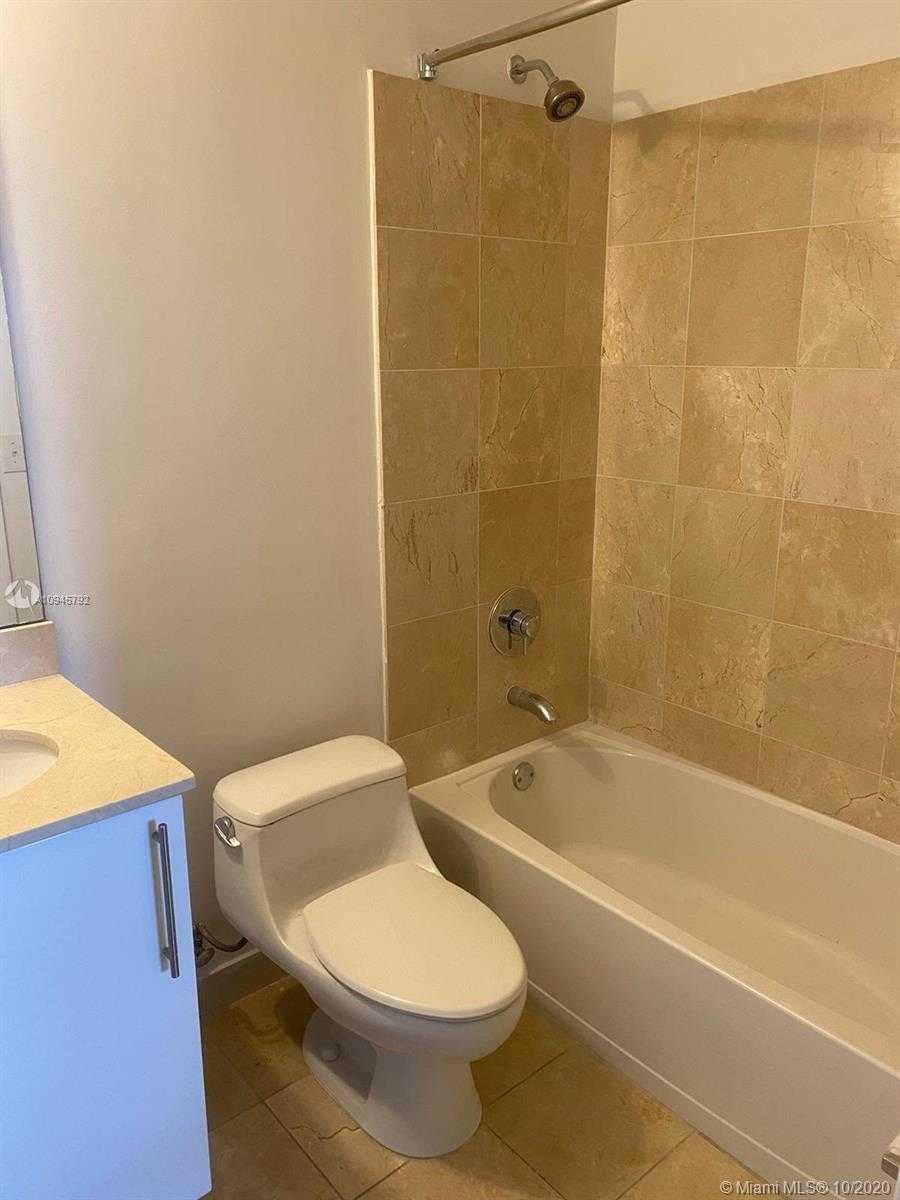 Small Image of 3330 NORTH EAST 190TH ST #1711, Aventura Number 31