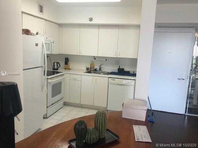 Small Image of 3300 NORTH EAST 191ST ST #915, Aventura Number 4