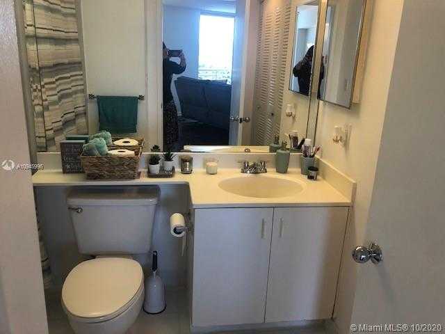 Small Image of 3300 NORTH EAST 191ST ST #915, Aventura Number 6