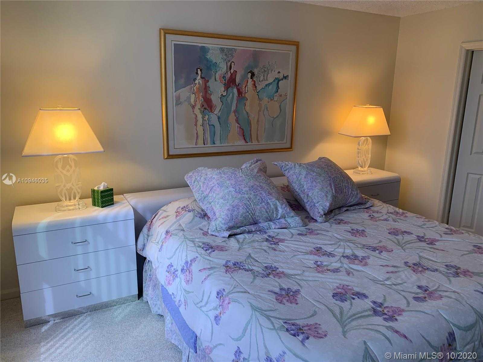 Small Image of 3530 MYSTIC POINTE DR #601, Aventura Number 13